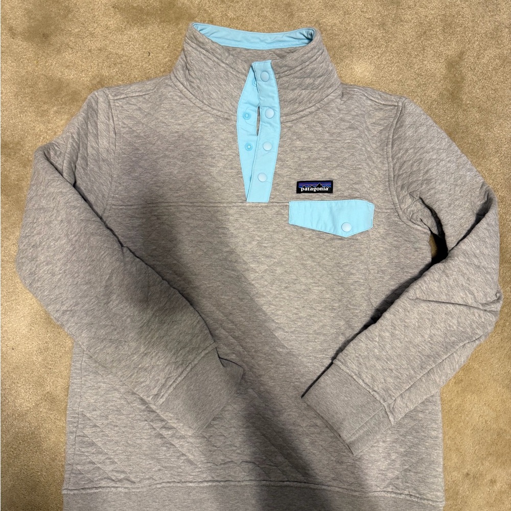 Patagonia Quilted Gray Pullover with Light Blue Snap Placket